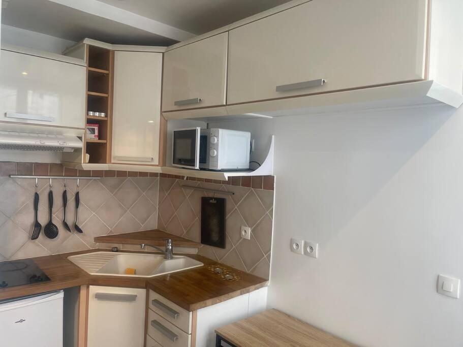 Super Appartement T2 Proche De Tour Eiffel Paris Bagian luar foto